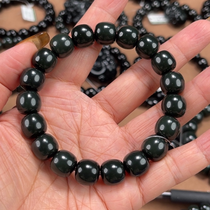 圆***宝和田玉未镶嵌手链12