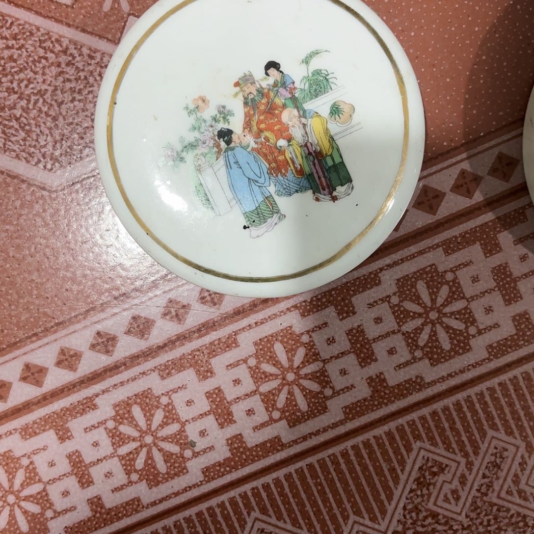 随***本瓶子666667777777