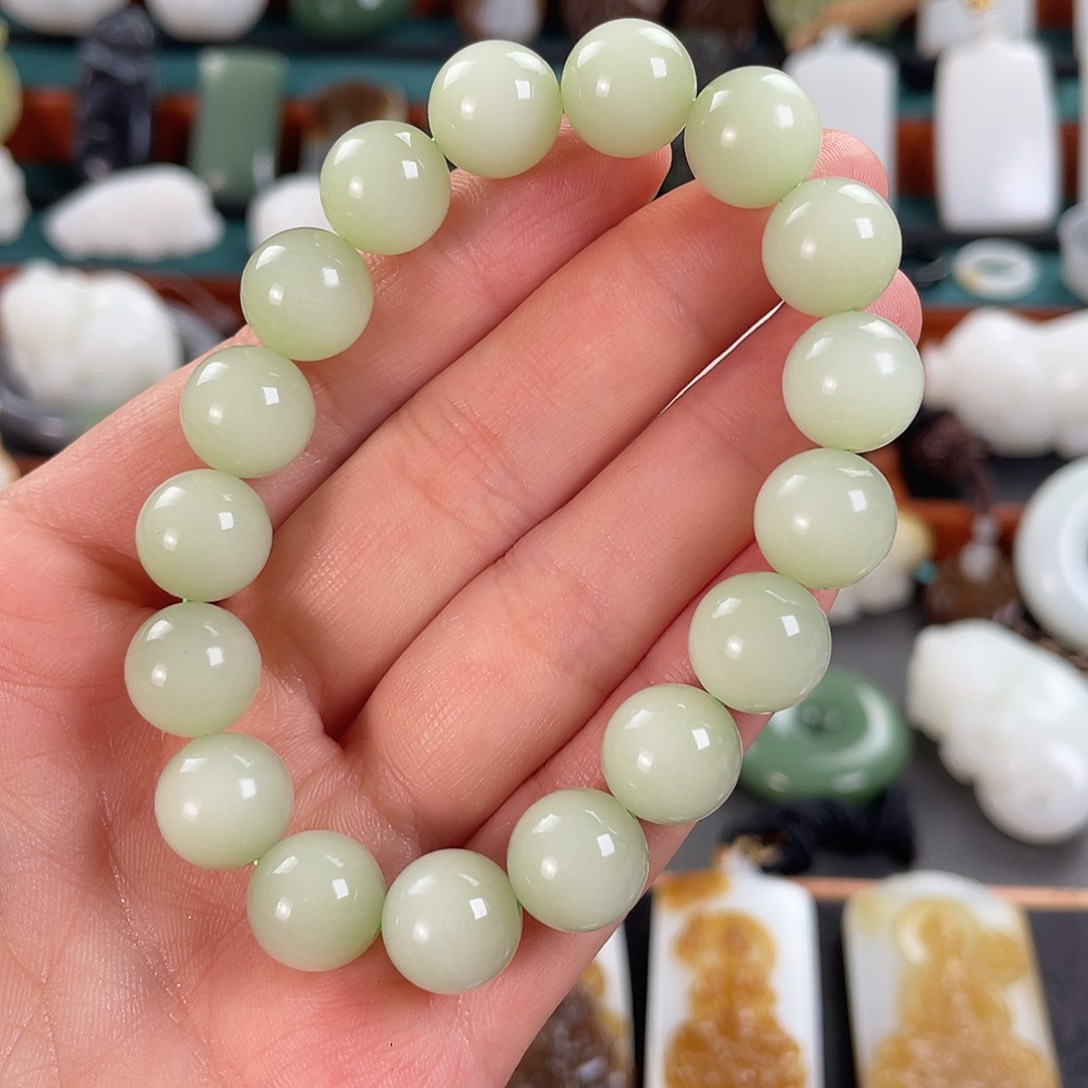 未镶嵌手链和田玉新疆薄荷绿黑羊洞碧玉手串12mm