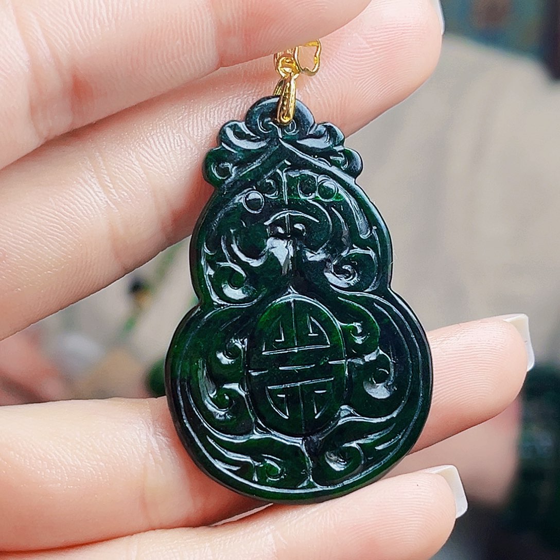 颈饰银S925镶嵌翡翠多样性