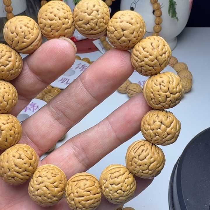 灞***灞桃核吊坠文玩桃核手串