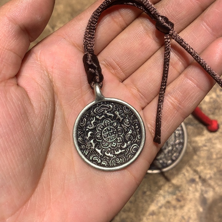 琉璃颈饰喜欢的朋友