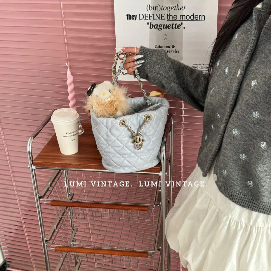 95新 Chanel/香奈儿 24p 雾霾蓝mini抽绳水桶单肩包72368786
