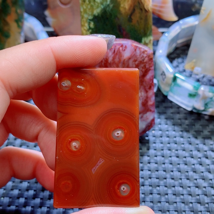 未镶嵌颈饰玛瑙/玉髓抖**咪