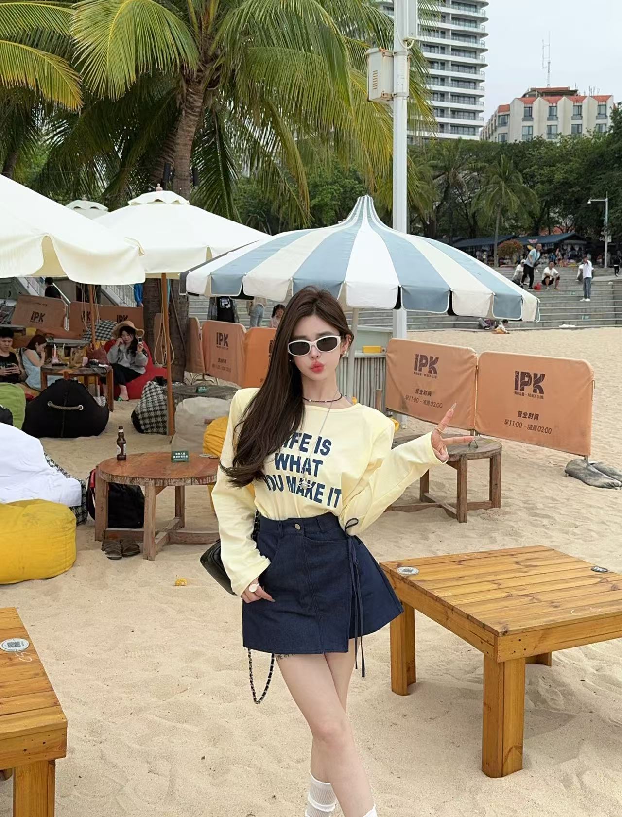 米娜家【维他鲜柠】泡菜订制奶黄色字母小心机T恤