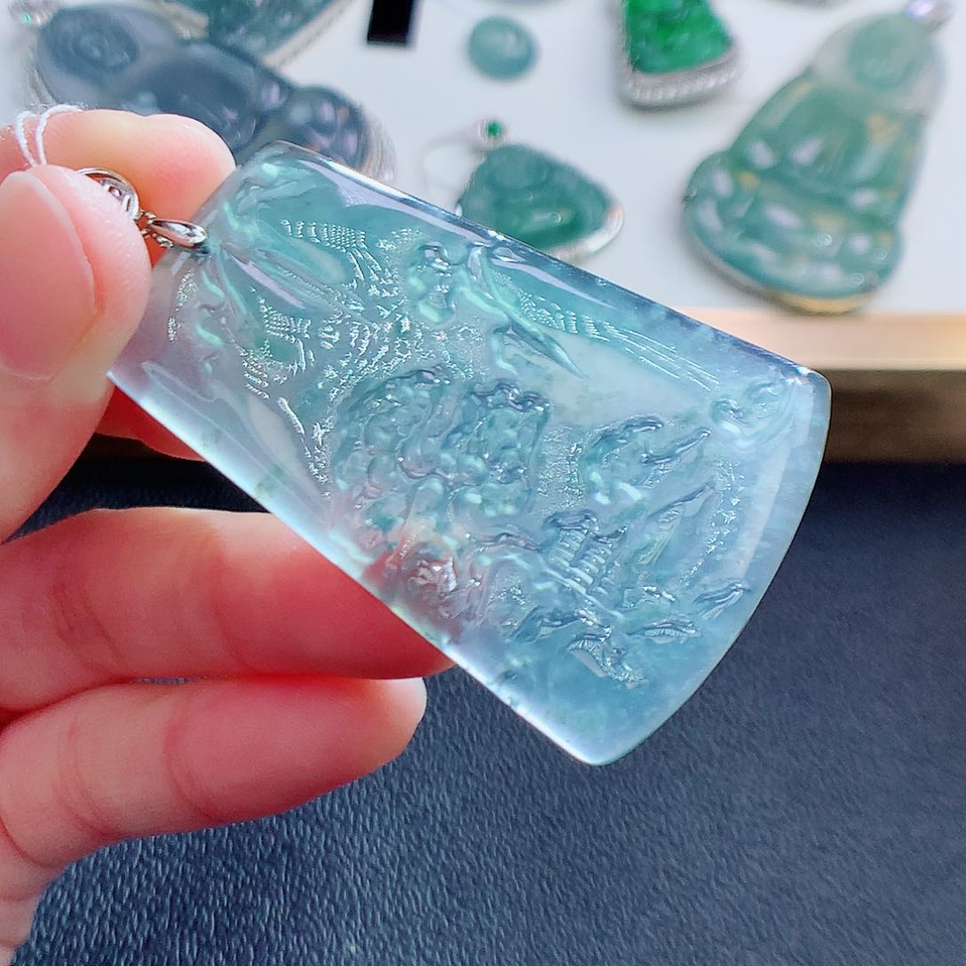 翡翠颈饰未镶嵌翡翠