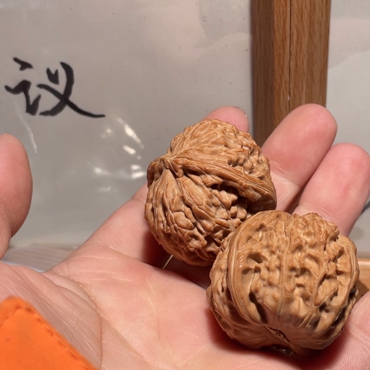 鲲***里把件文玩核桃核桃