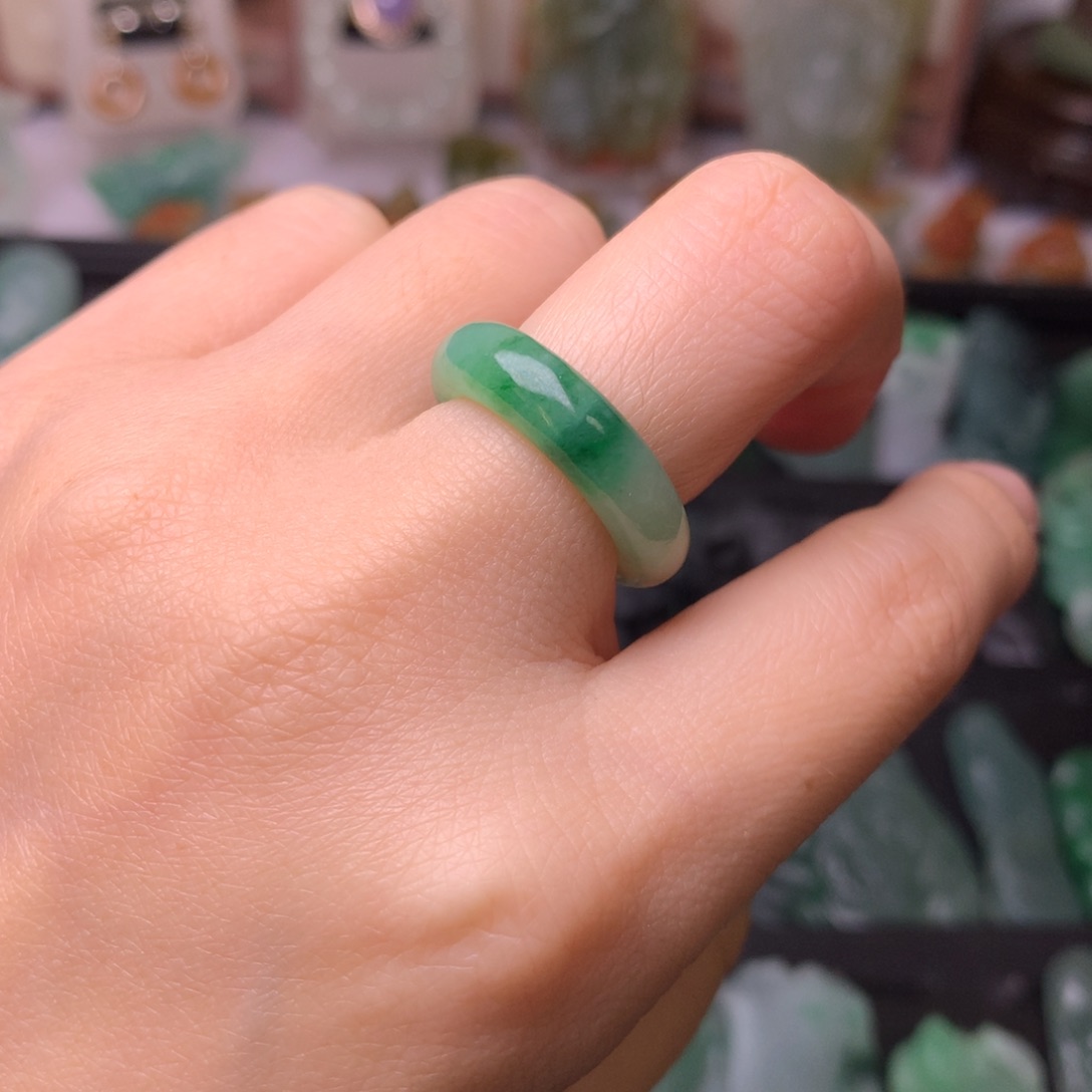 定制翡翠未镶嵌翡翠