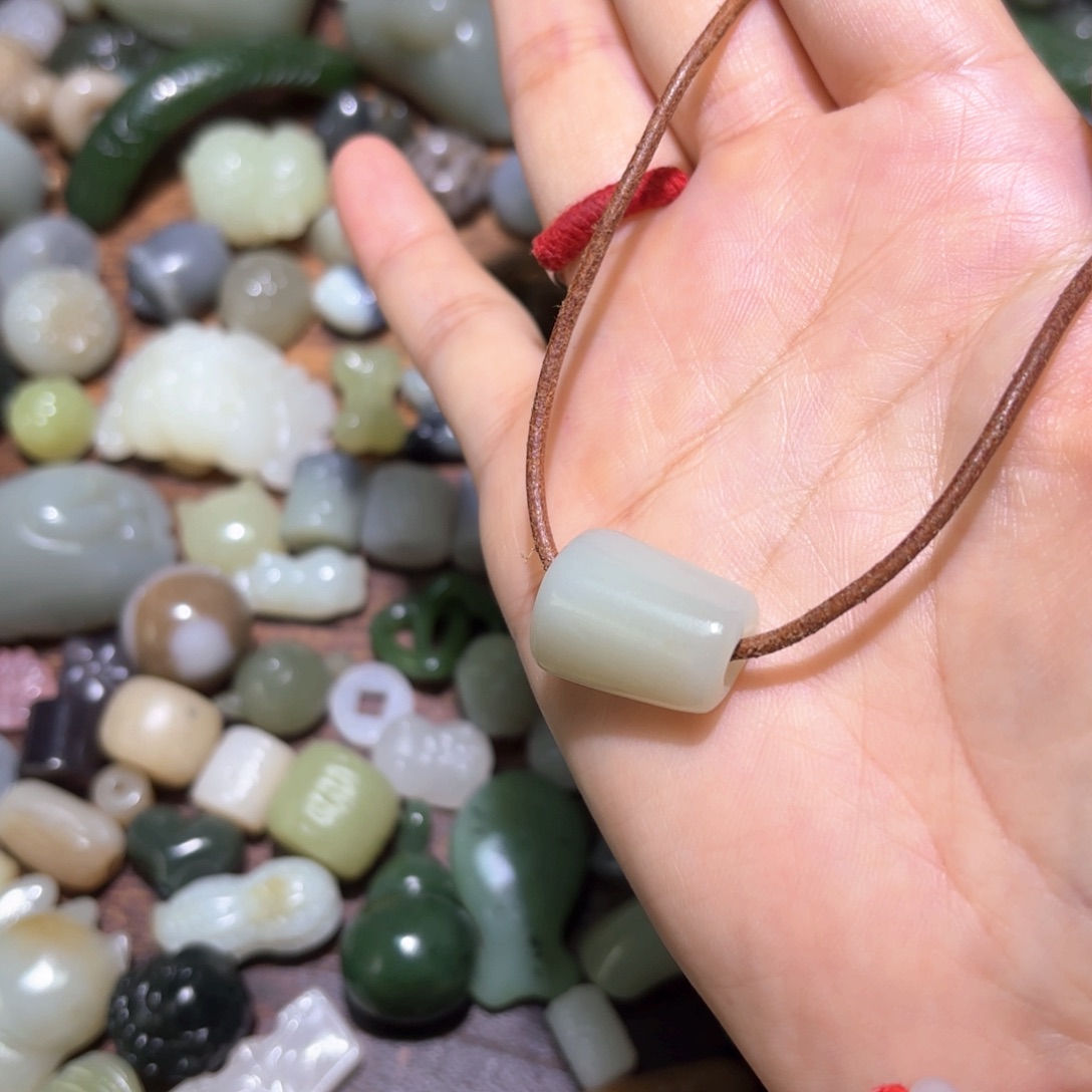 ****天和田玉未镶嵌珠宝半成品