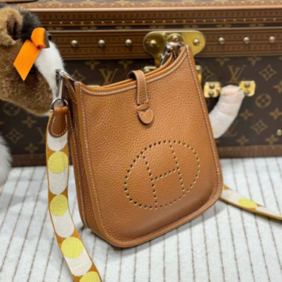 99新 Hermes/爱马仕 昊哥/mini Evelyne金棕Z刻