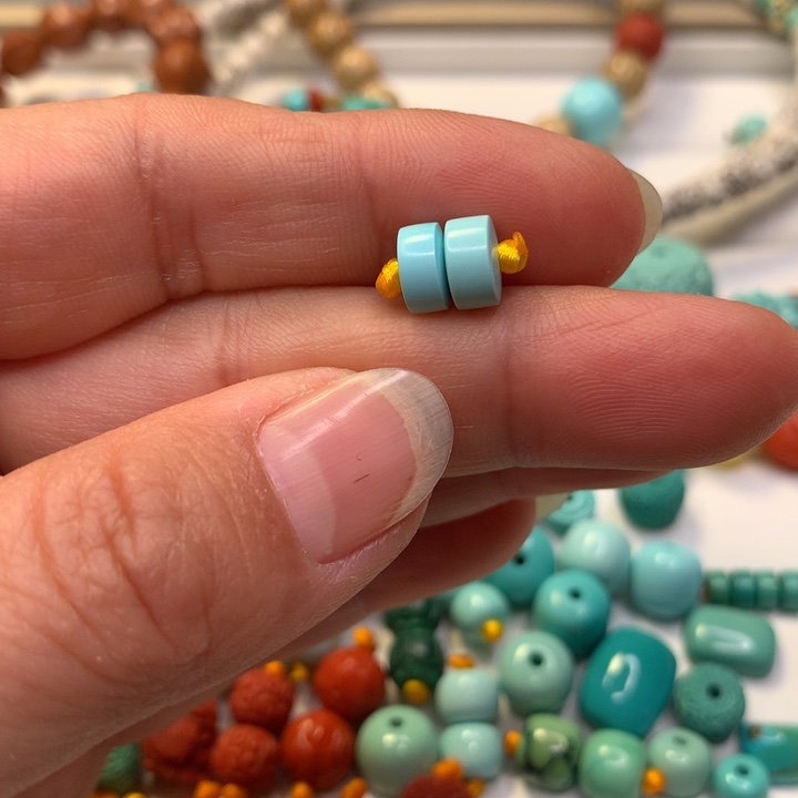 绿松石未镶嵌颈饰