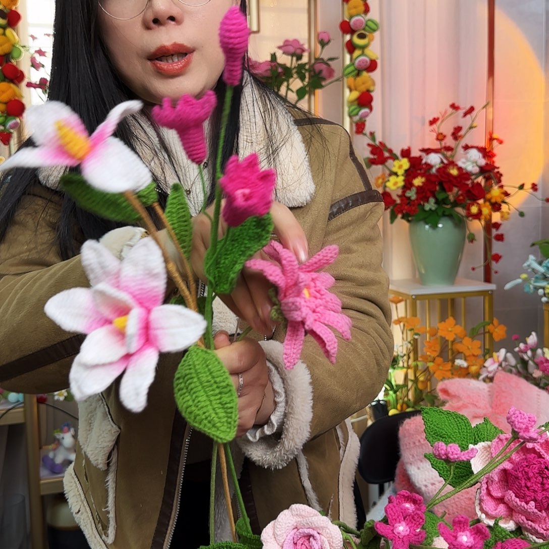 手工钩织设计花束