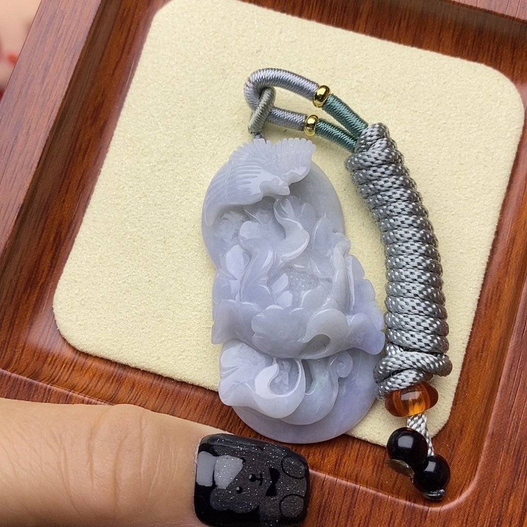 翡翠未镶嵌颈饰花开富贵