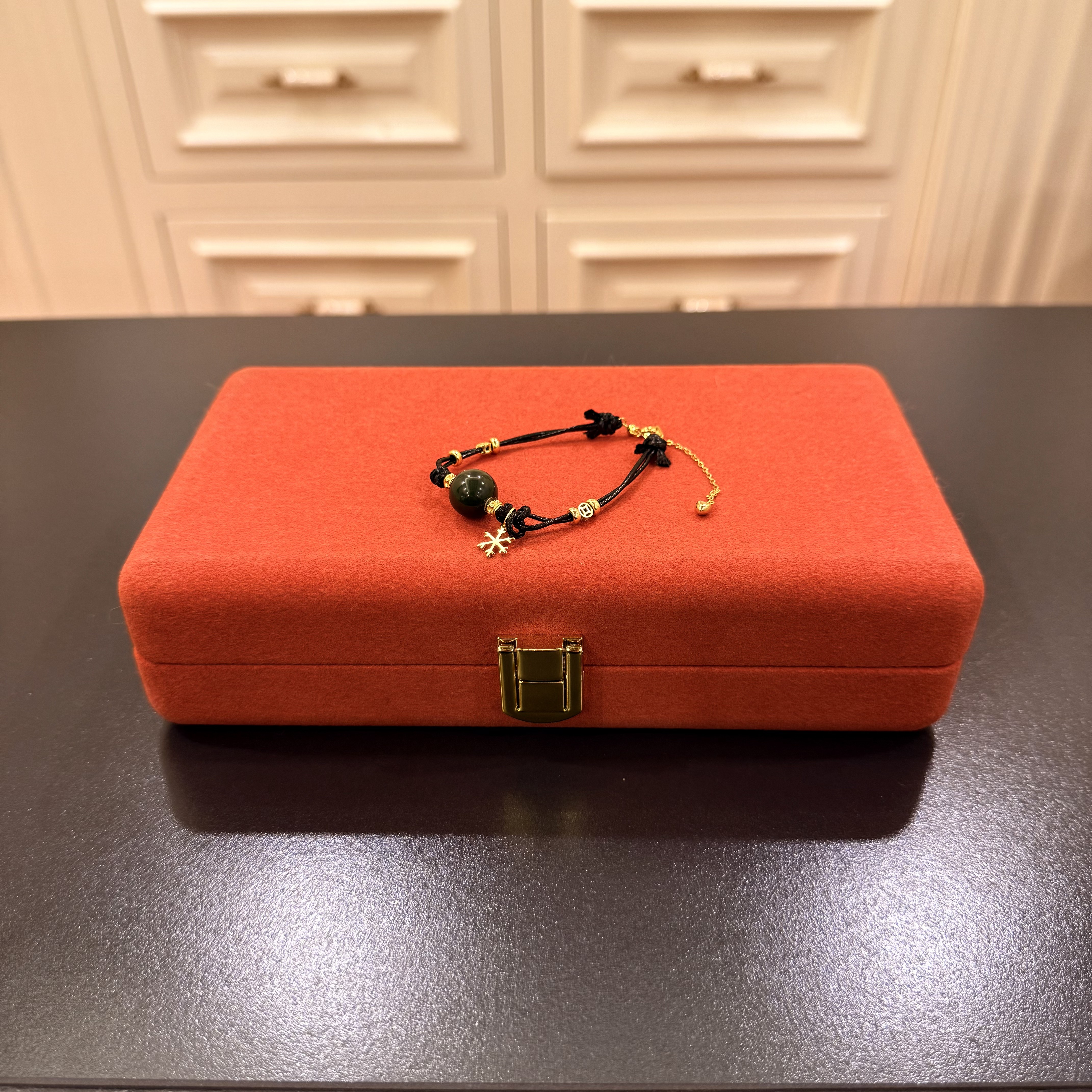 壹屿珠宝     121147   和田玉典藏级手饰