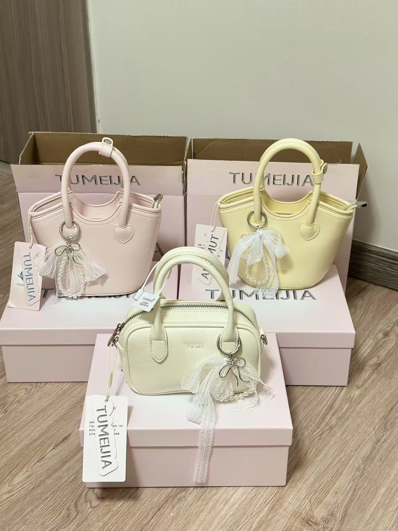 【U960-V012】小礼物包包-对准编码下单