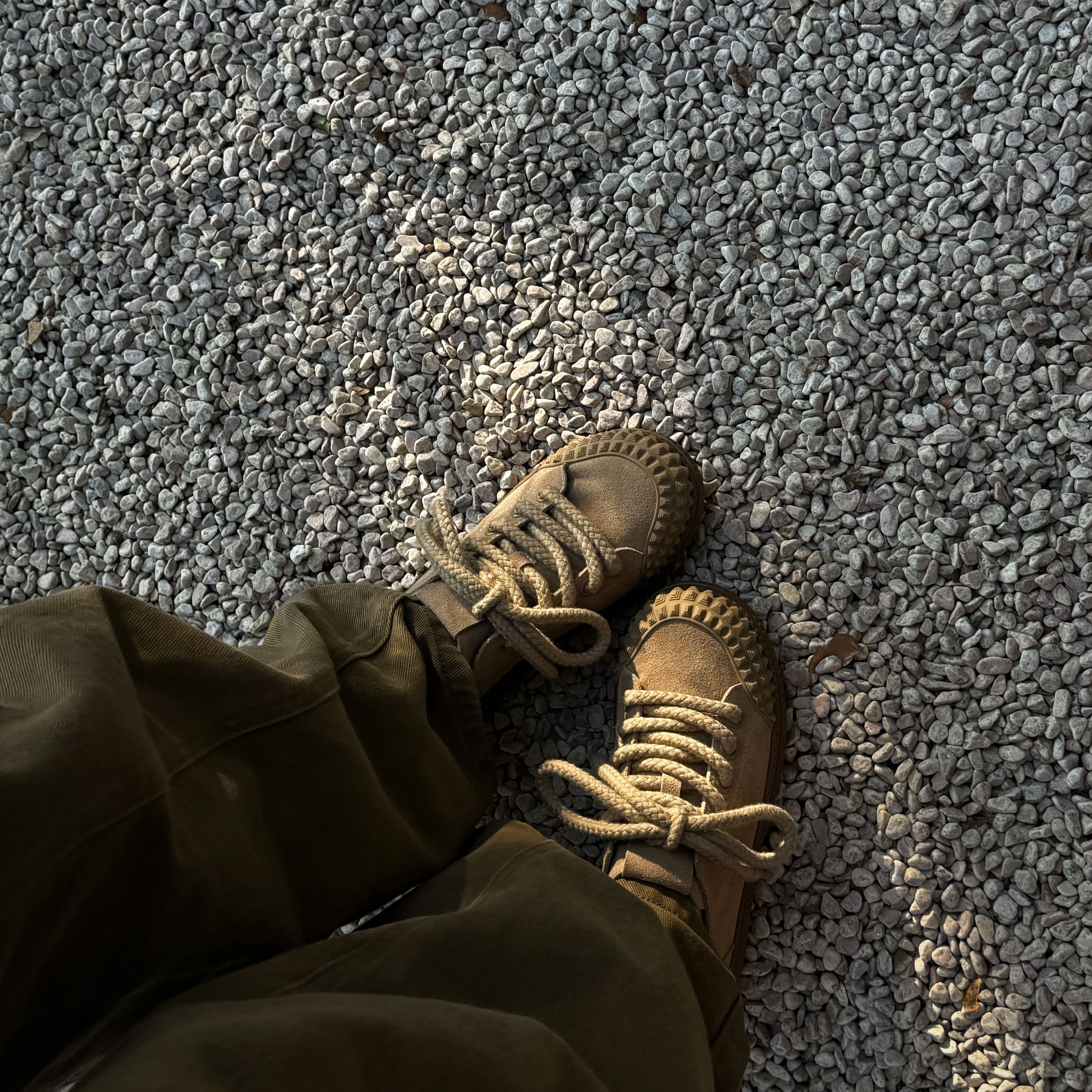 小发喵「轻奢风质感休闲鞋｜简约设计适配多元场景潮流百搭」999