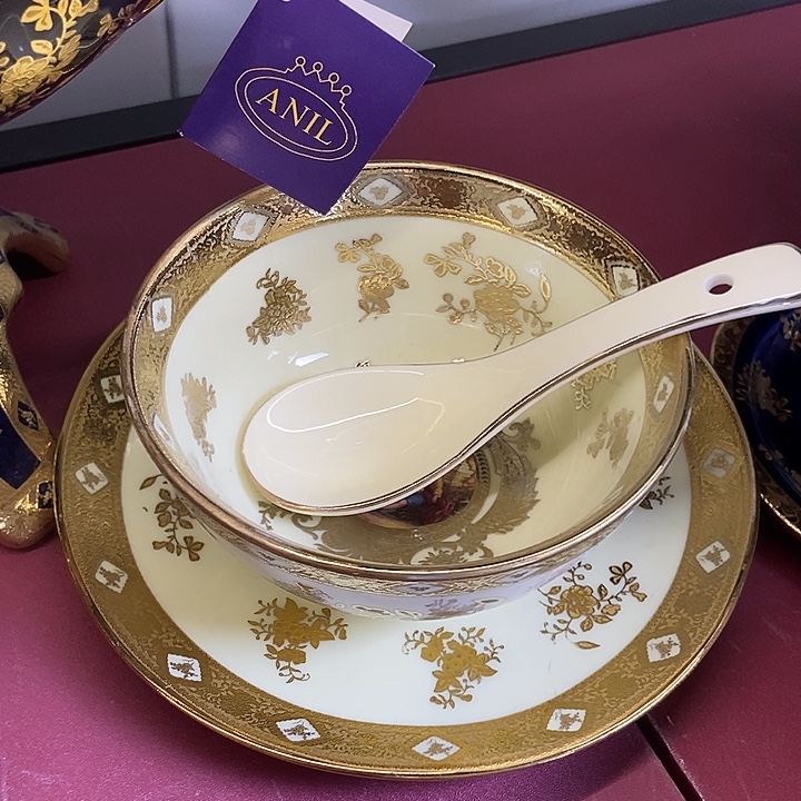 瓷片微瑕…………………………………………