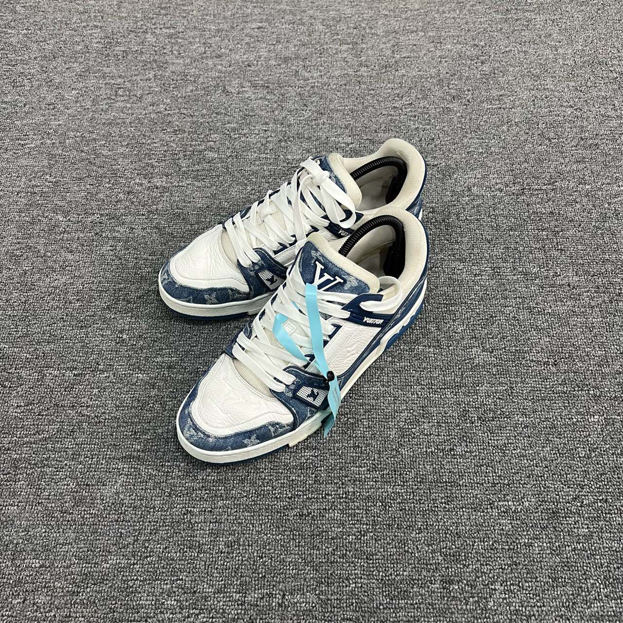 95新 LouisVuitton/路易威登 白蓝牛仔老花板鞋 42码/95新/无配件
