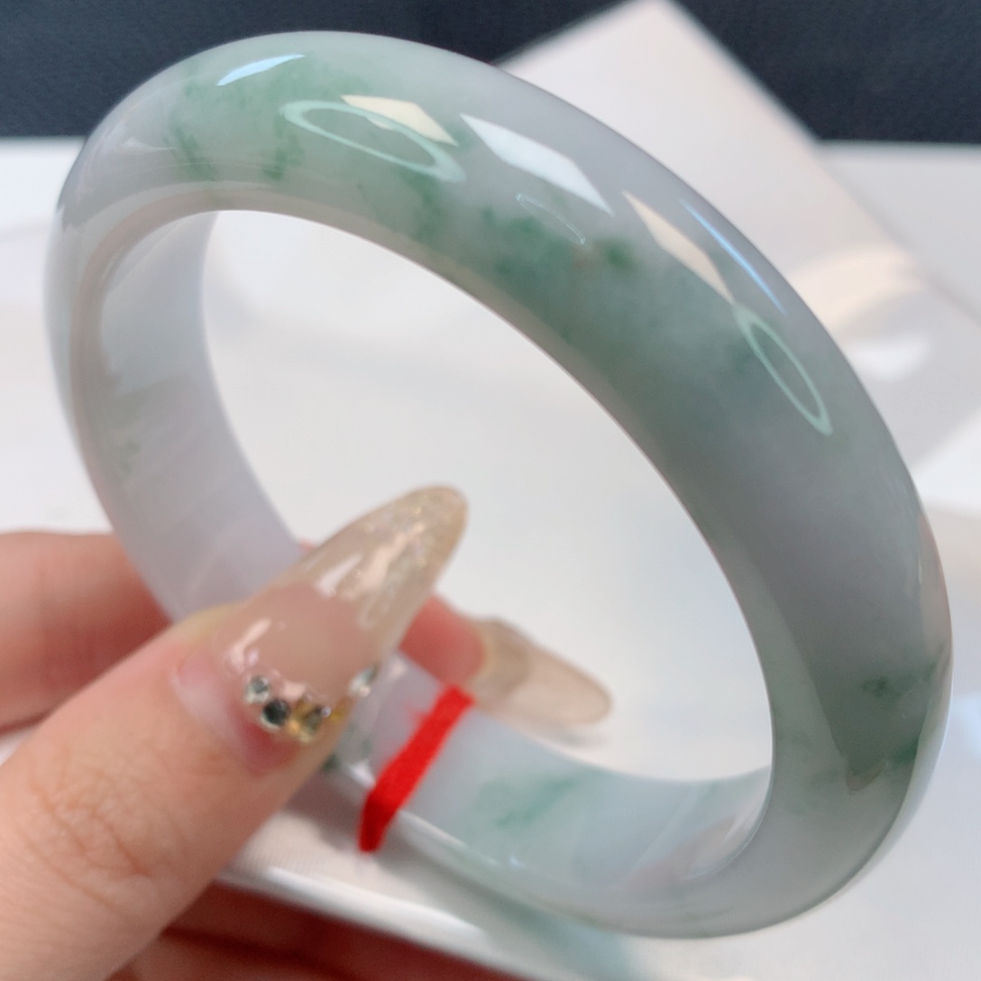【闪购商品】翡翠手镯未镶嵌57圈 