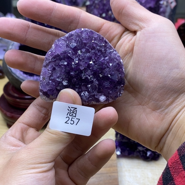 水晶大型摆件（非配饰）未镶嵌