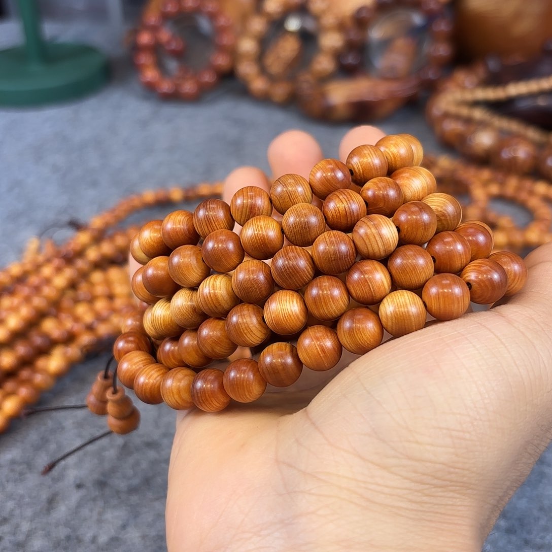 柏木（崖柏）1.0 108颗红骨玉化糖心