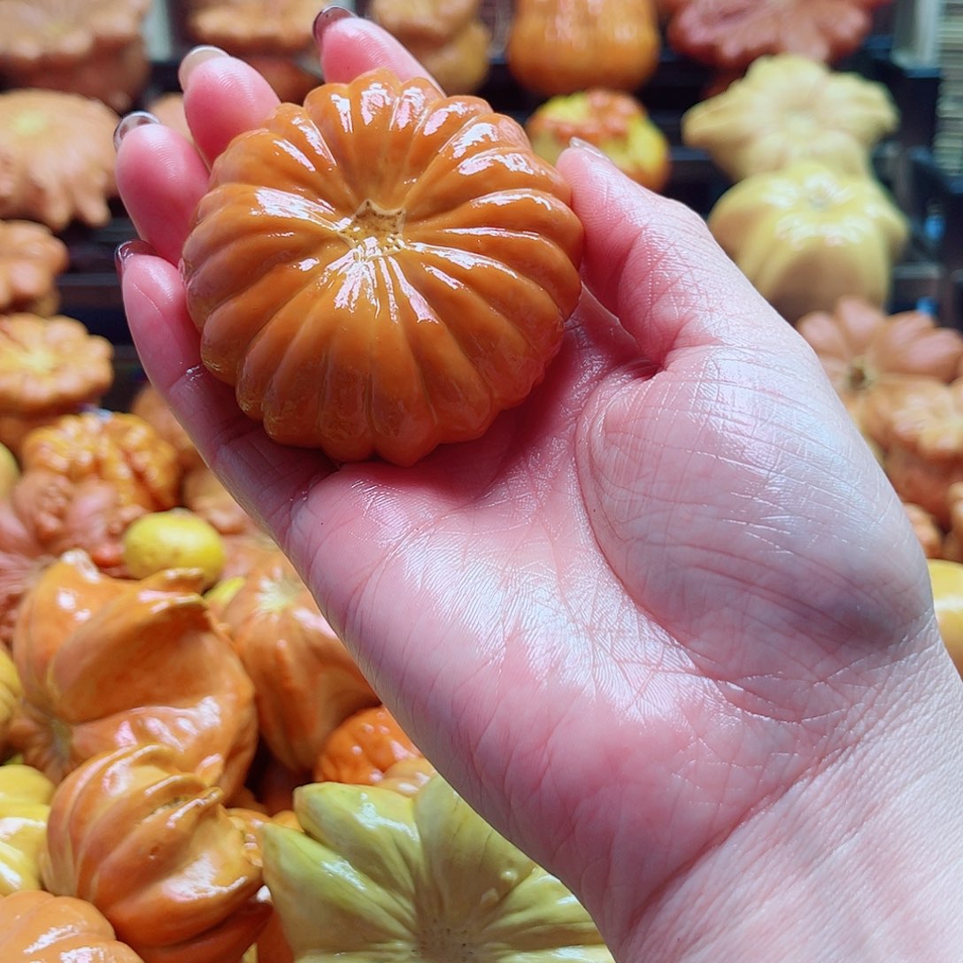 有****大叶紫檀（黑酸枝木类）