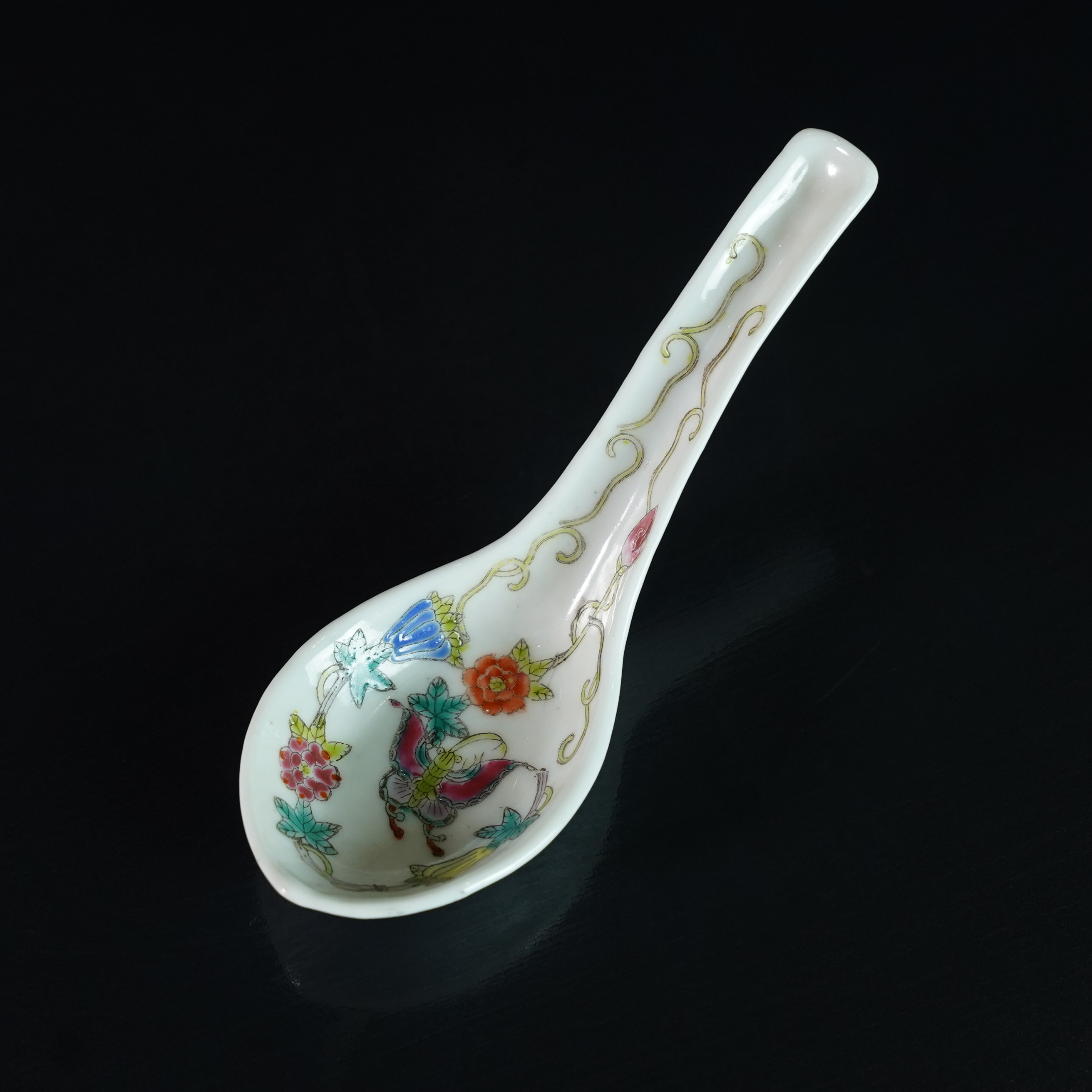 LFD250124013【十竹斋】民国粉彩瓜瓞连绵调羹