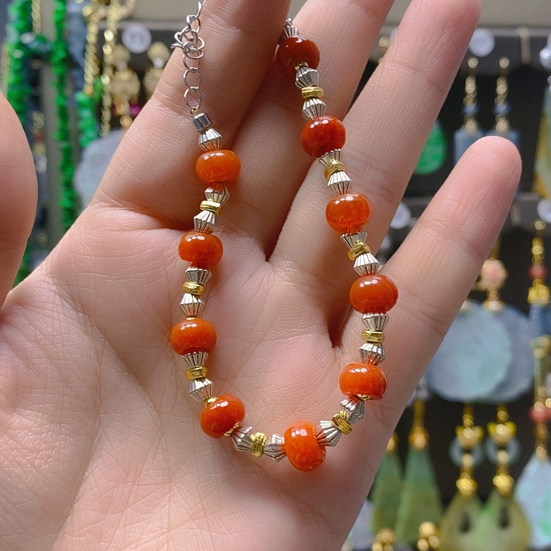 未镶嵌翡翠耳饰翡翠