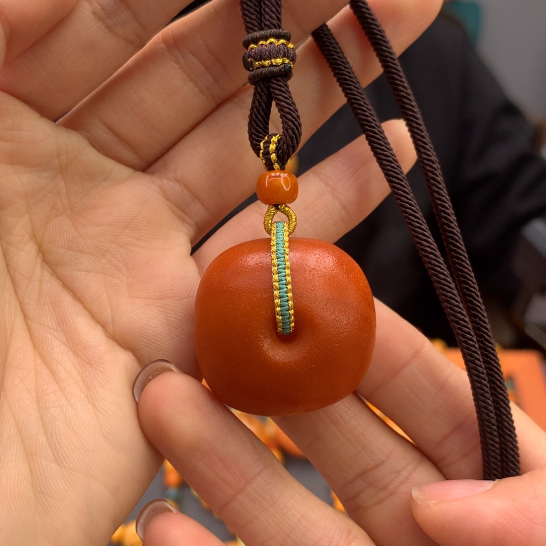 蜜蜡颈饰未镶嵌天然