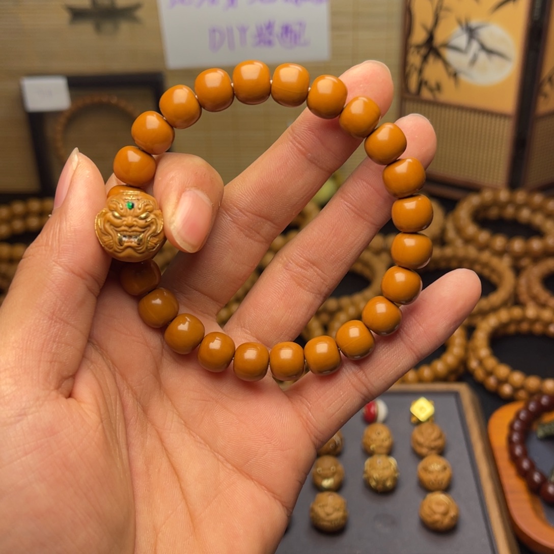 模***糊吊坠猴头核桃➕单颗