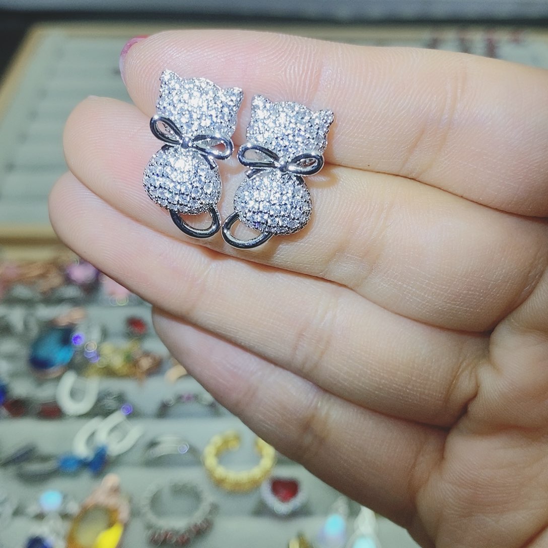 【闪购商品】托帕石耳饰银S925镶嵌