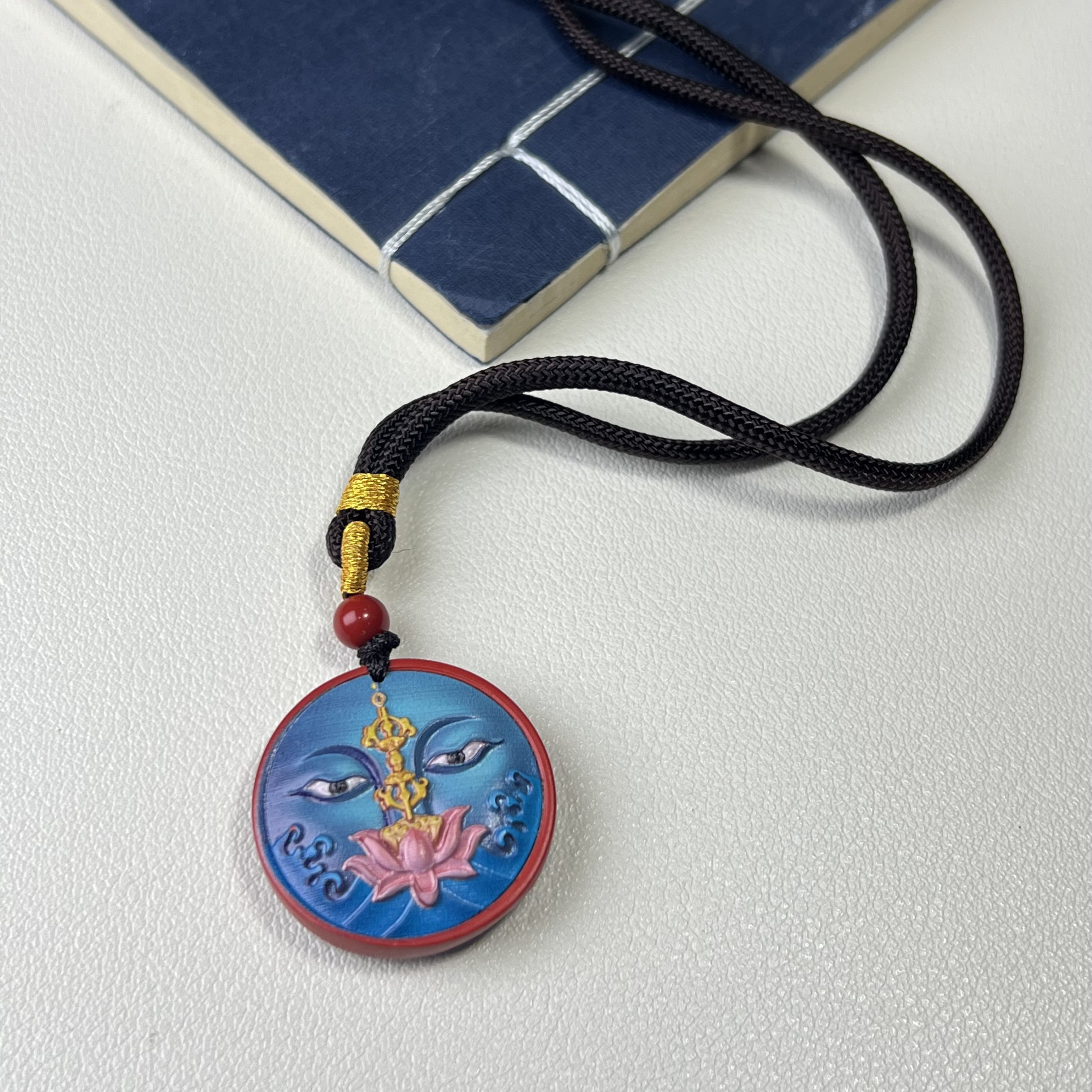 含辰砂工艺品【铭记珠宝】朱砂圆牌吊坠3-2DM125H310【多样性发一件】