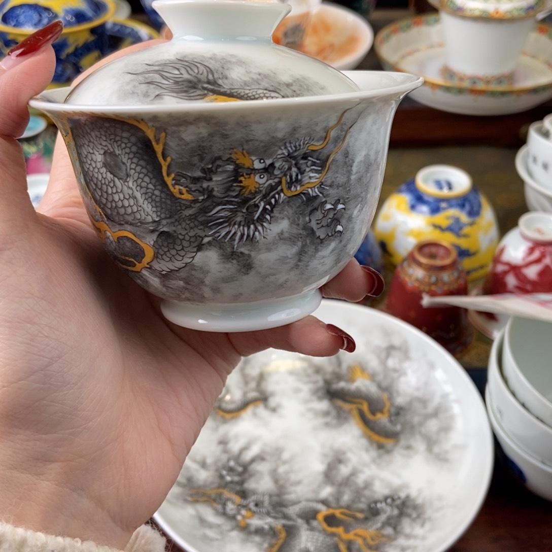 陶瓷艺术家们快来加入吧。