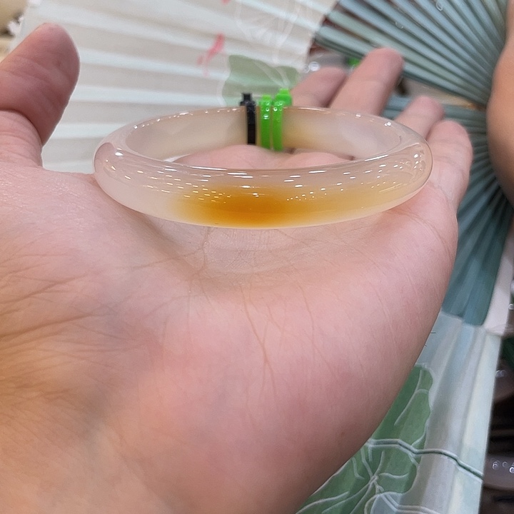 玛瑙/玉髓手镯未镶嵌?***乀