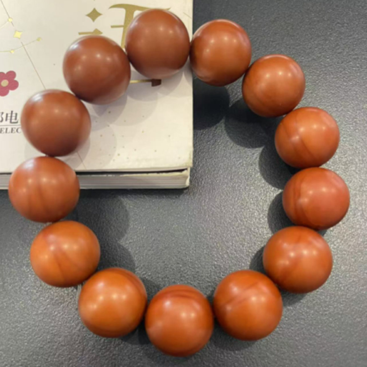 精品1.7树王橄榄核正圆光珠手串