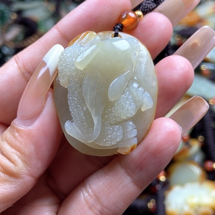 和田玉颈饰未镶嵌