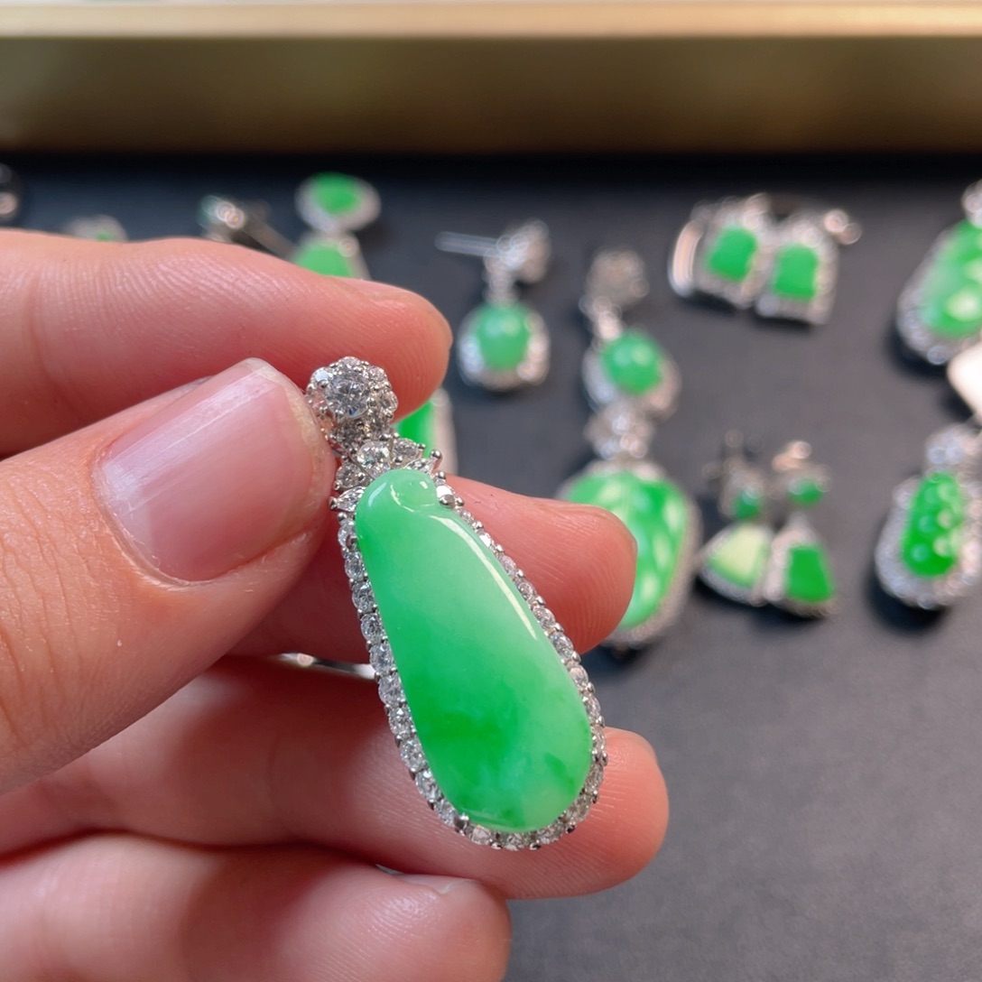 翡翠银S925镶嵌吊坠(不含链)