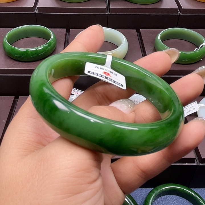和田玉（碧玉）未镶嵌手镯61/62圈口可带