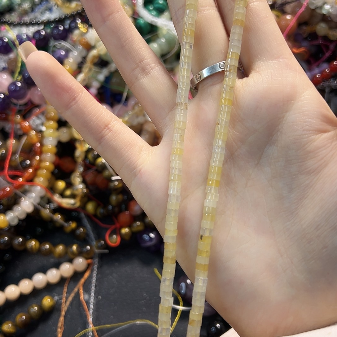 玛瑙/玉髓未镶嵌珠宝半成品黄玉直切卡4一条