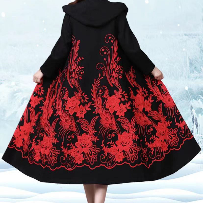 保暖一体绒重工绣花幅宽170厘米左右（黑底红花）