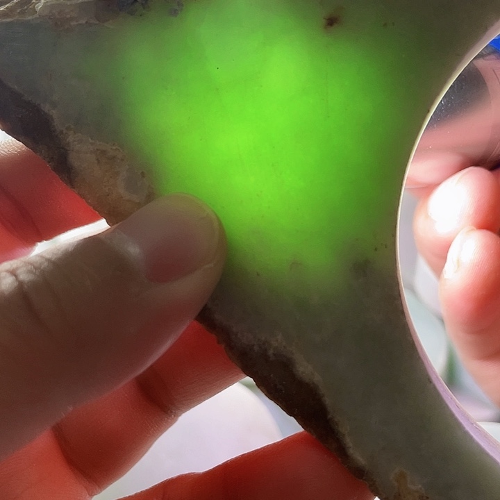 翡翠挂件未镶嵌毛料1