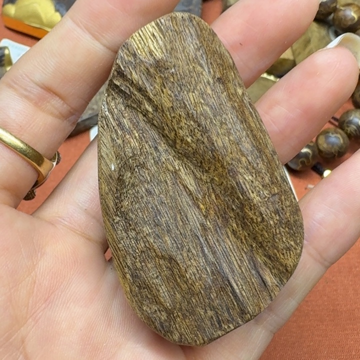 大叶紫檀（黑酸枝木类）