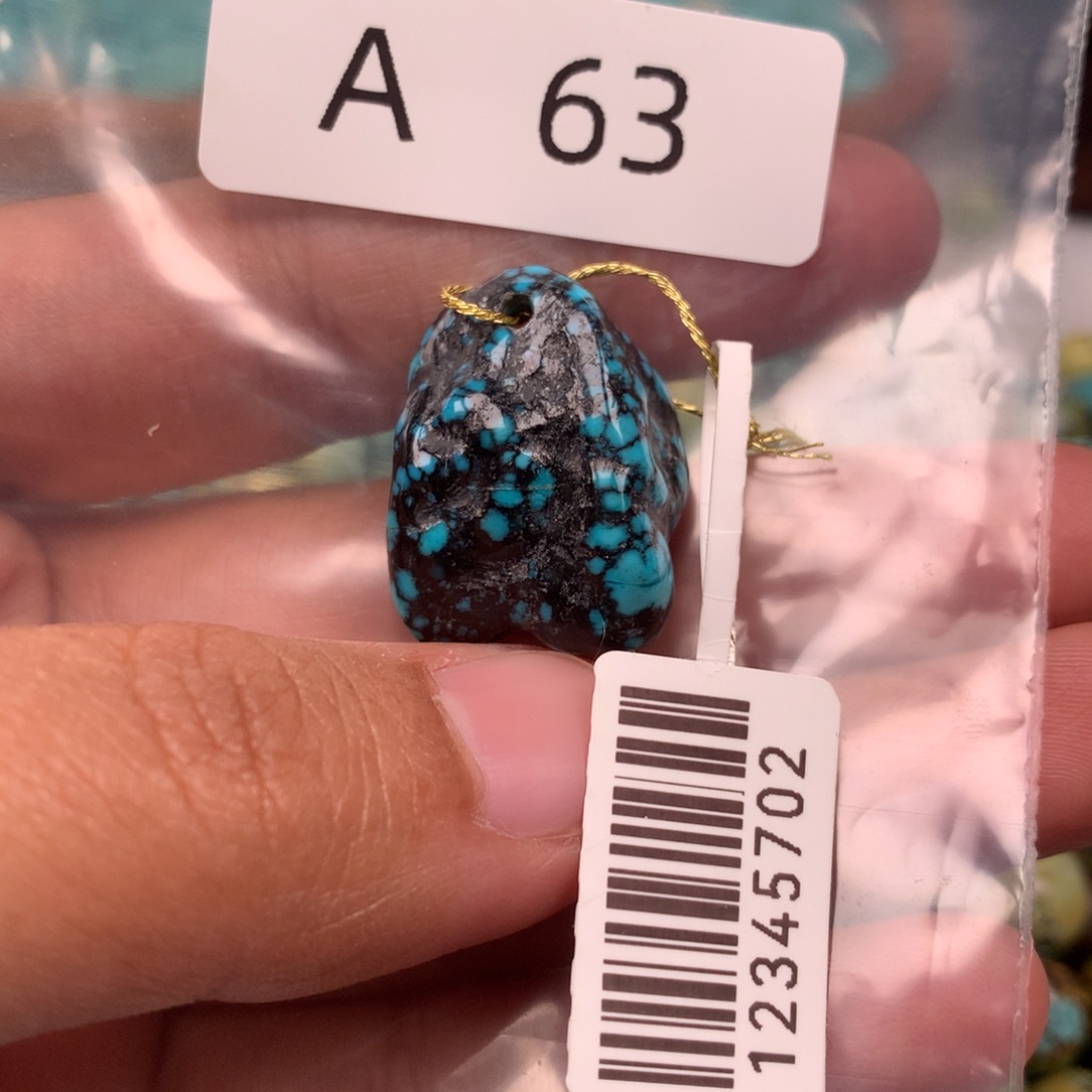 绿松石未镶嵌吊坠