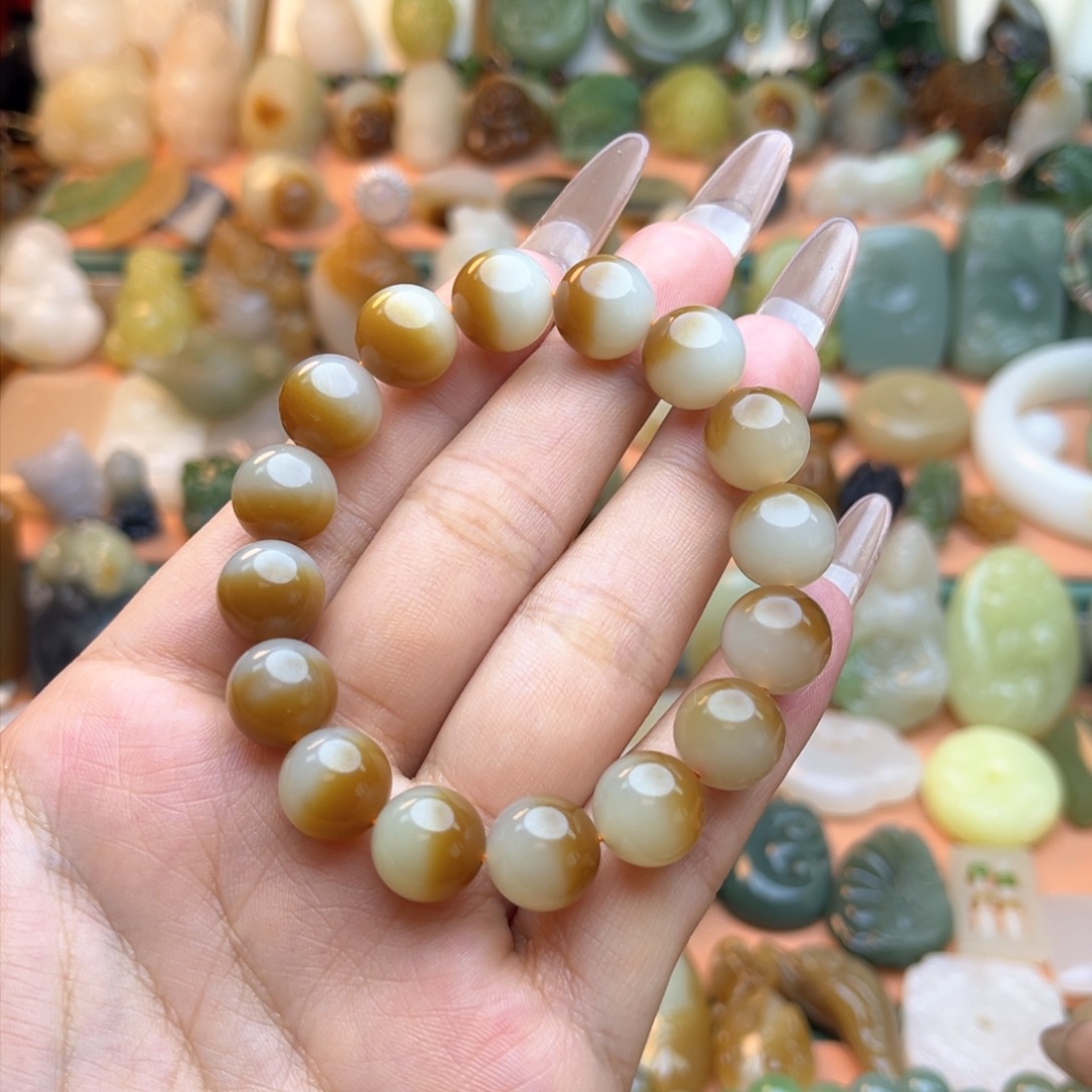 和田玉颈饰未镶嵌A****萌