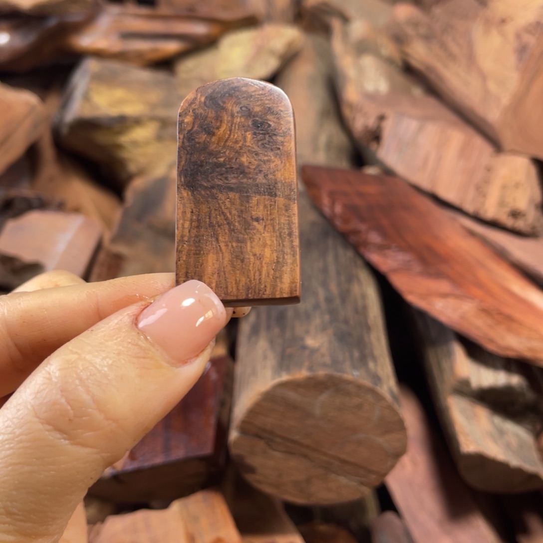 坤***景黄花梨/降香黄檀老料