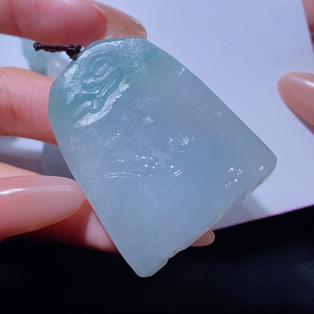 定制翡翠未镶嵌翡翠