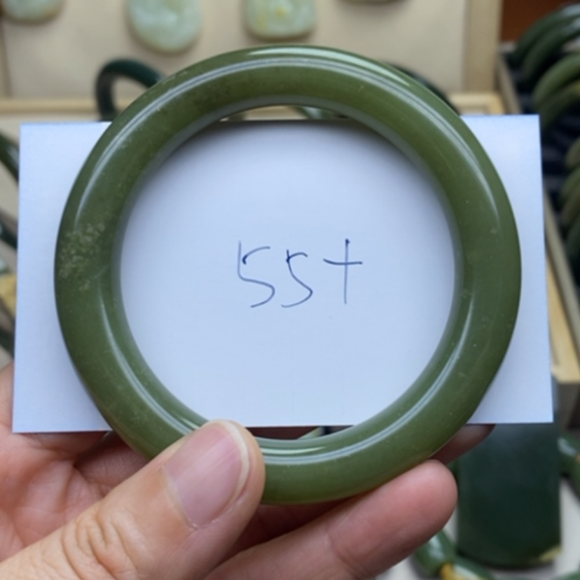 【闪购商品】和田玉手镯足铂镶嵌