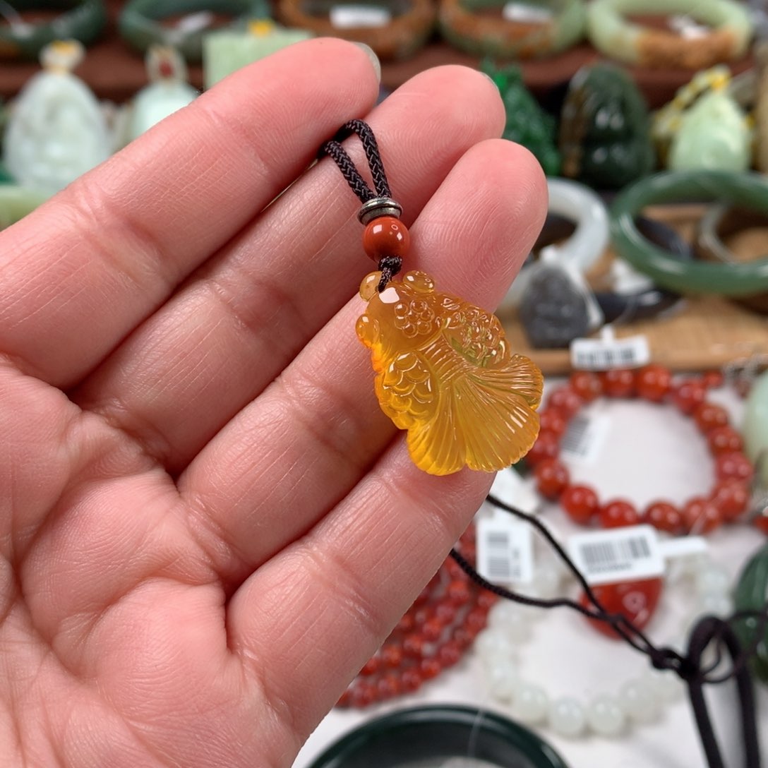 蜜蜡颈饰未镶嵌吊坠