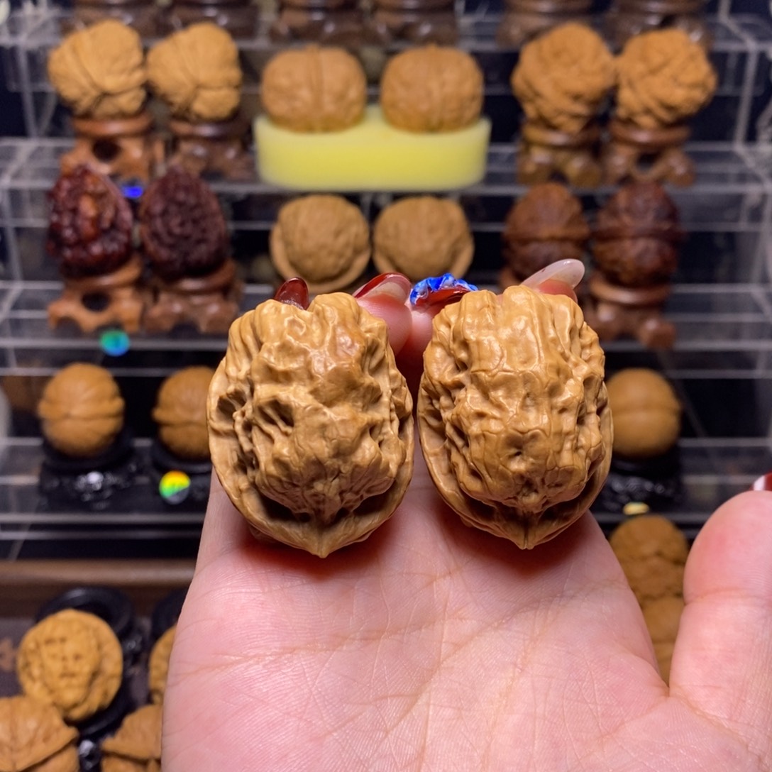 文玩核桃把件Z13麒麟疙瘩包39尺