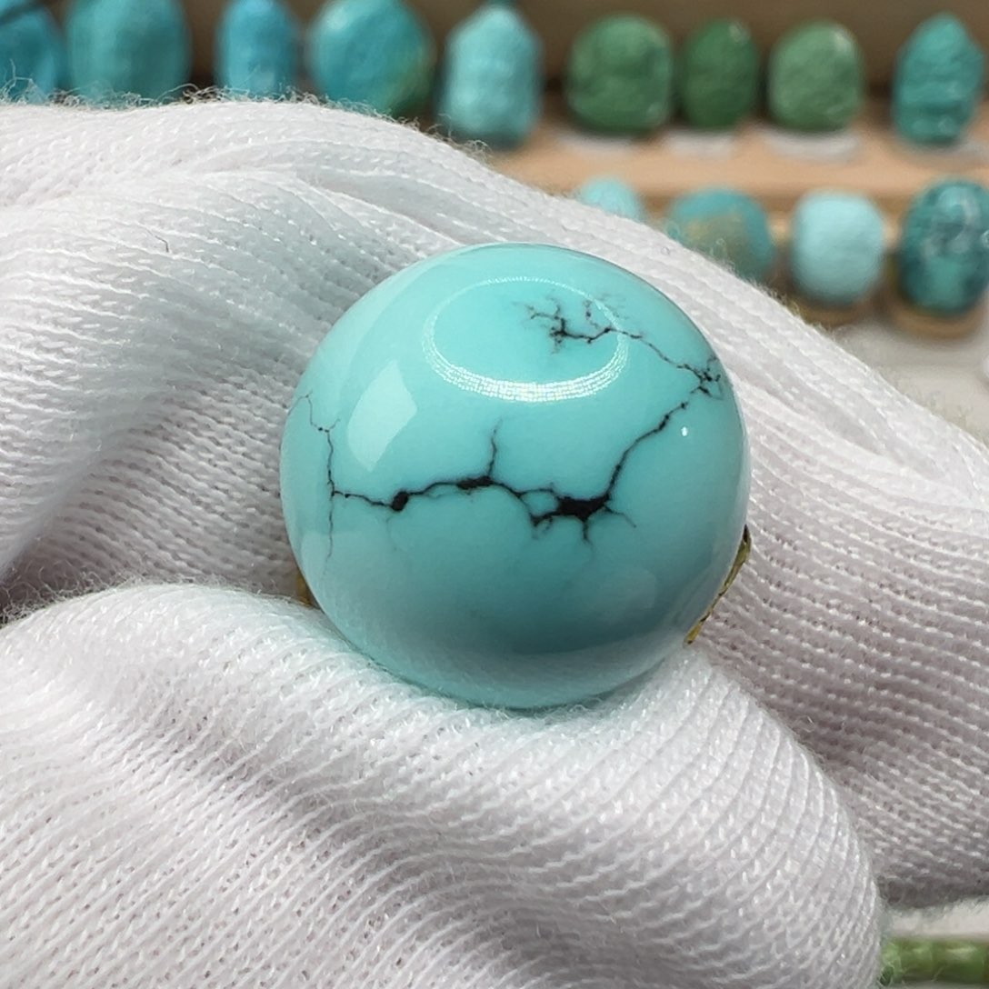 绿松石配饰未镶嵌